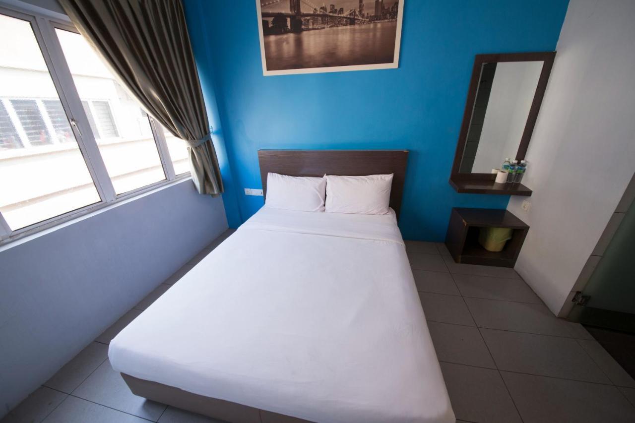 Golden Pearl Hotel Near Universiti Tun Hussein Onn Malaysia Uthm Batu Pahat Exterior photo