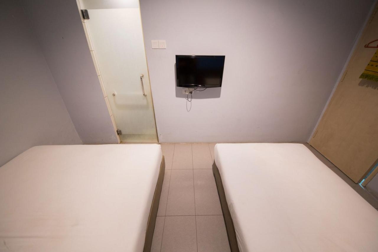 Golden Pearl Hotel Near Universiti Tun Hussein Onn Malaysia Uthm Batu Pahat Exterior photo